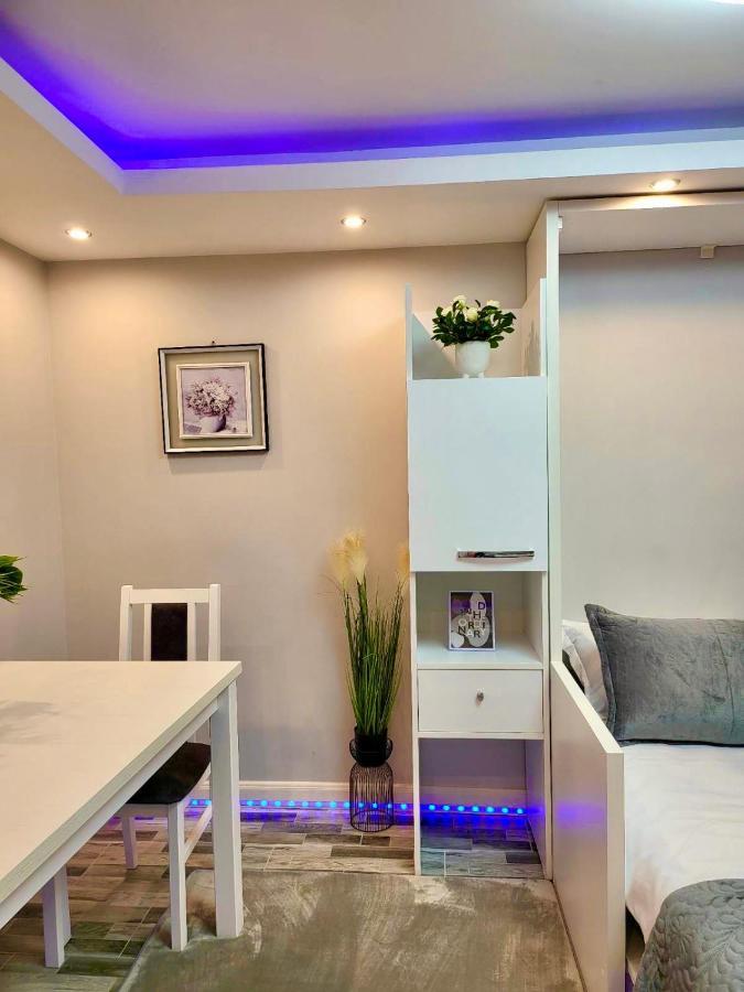 Studio DeLux Giurgiu Esterno foto